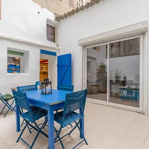 https://duplex-4-pers-centre-avec-cour-prive-ensoleille.fr-provencehotel.com